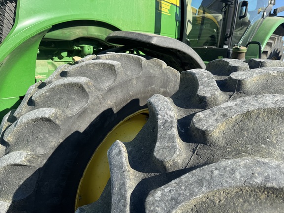 Photo of 2019 John Deere 8320R