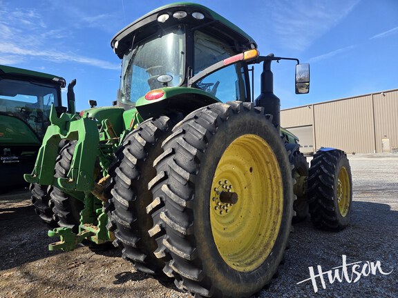 Photo of 2019 John Deere 8320R