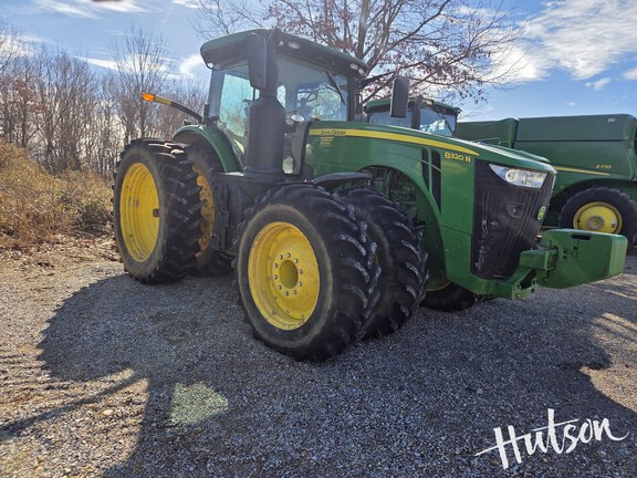 Photo of 2019 John Deere 8320R