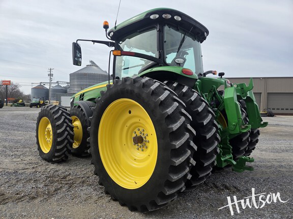 Photo of 2019 John Deere 8320R