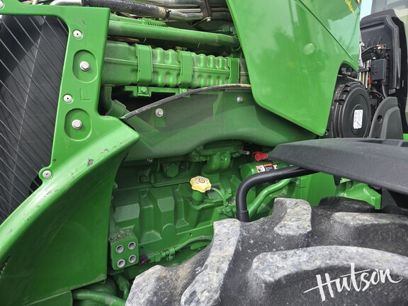 Photo of 2019 John Deere 8320R