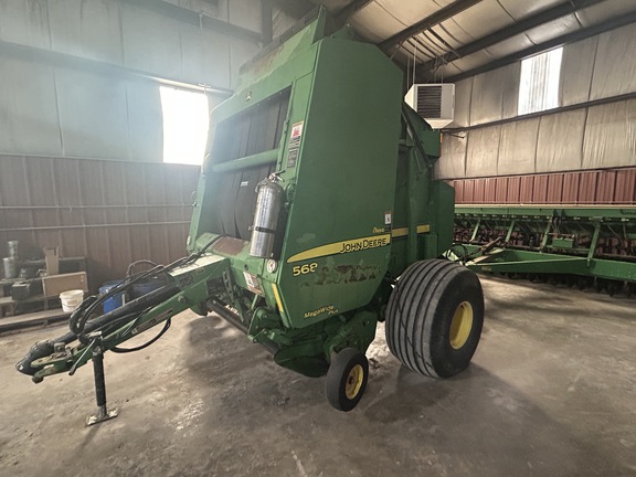 2008 John Deere 568 Used Equipment