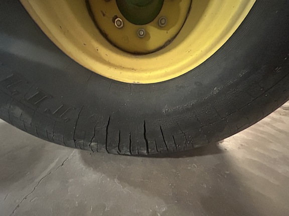 2008 John Deere 568 (20th thumbnail)
