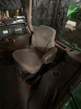 2001 John Deere 8410 - Photo14