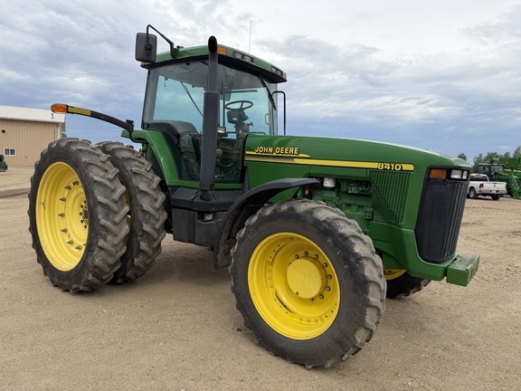  John Deere 8410