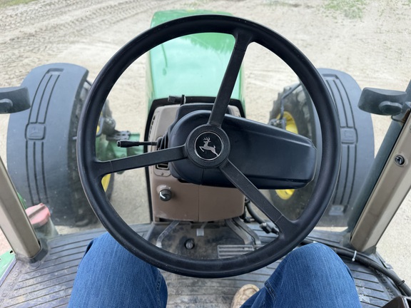 2001 John Deere 8410 - Photo27