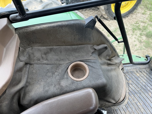 2001 John Deere 8410 - Photo31