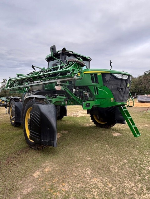 2024 John Deere 410R Image 1