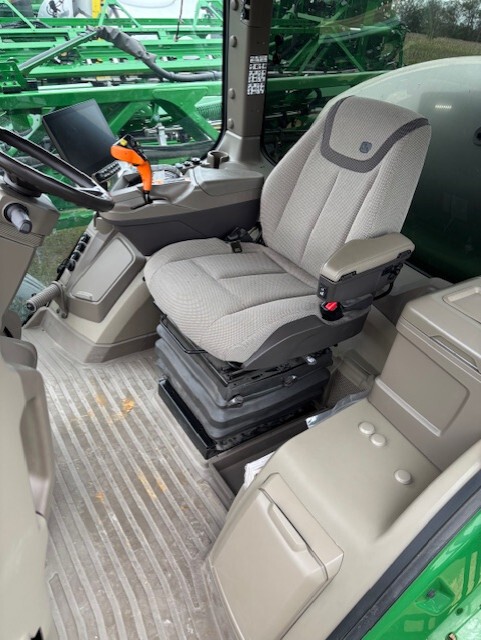 2024 John Deere 410R Image 10