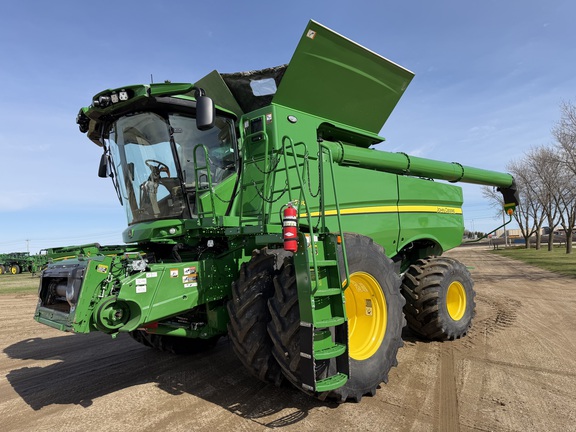 2023 John Deere S780 - Photo7