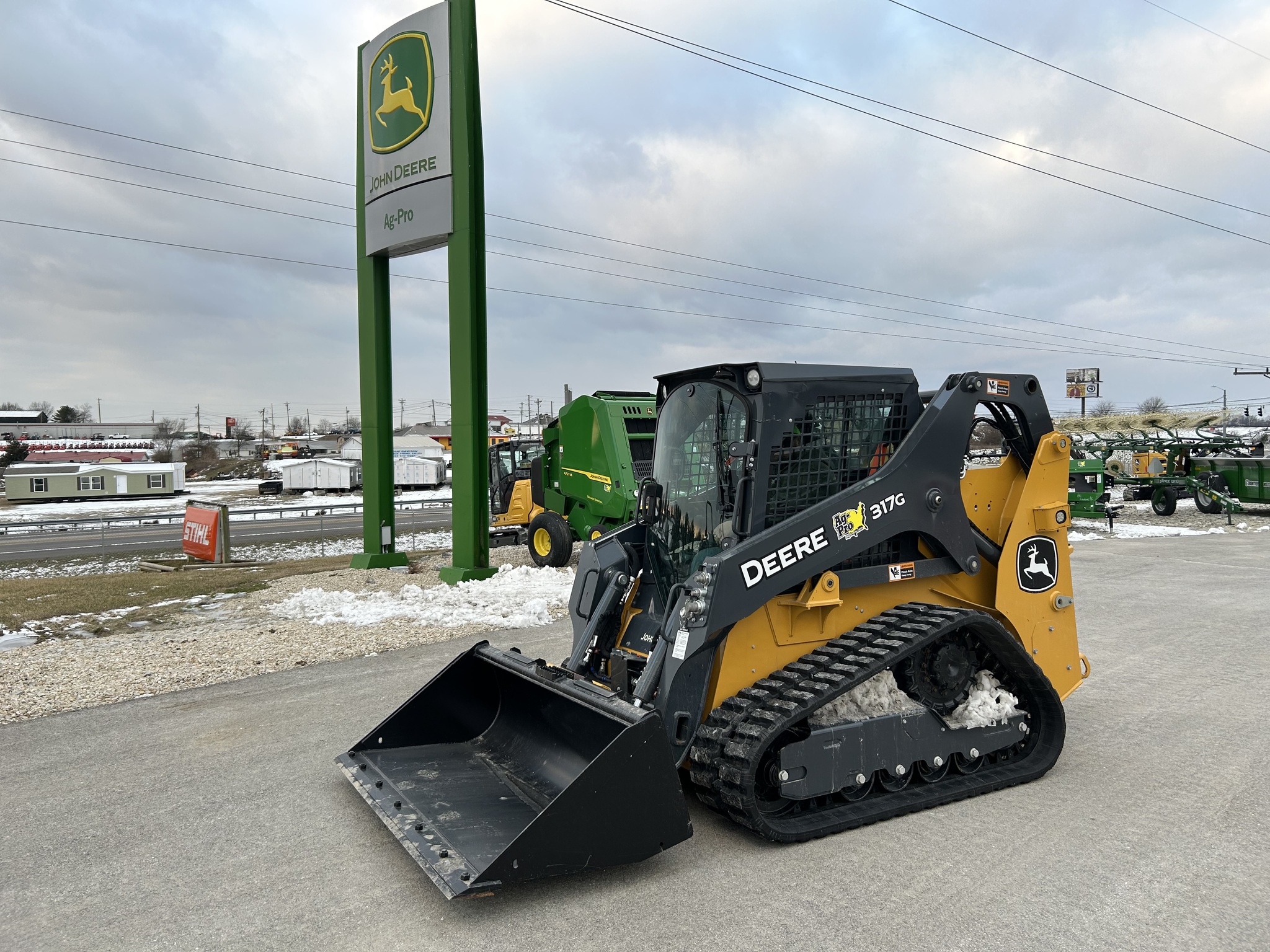 2024 John Deere 317G Image 1