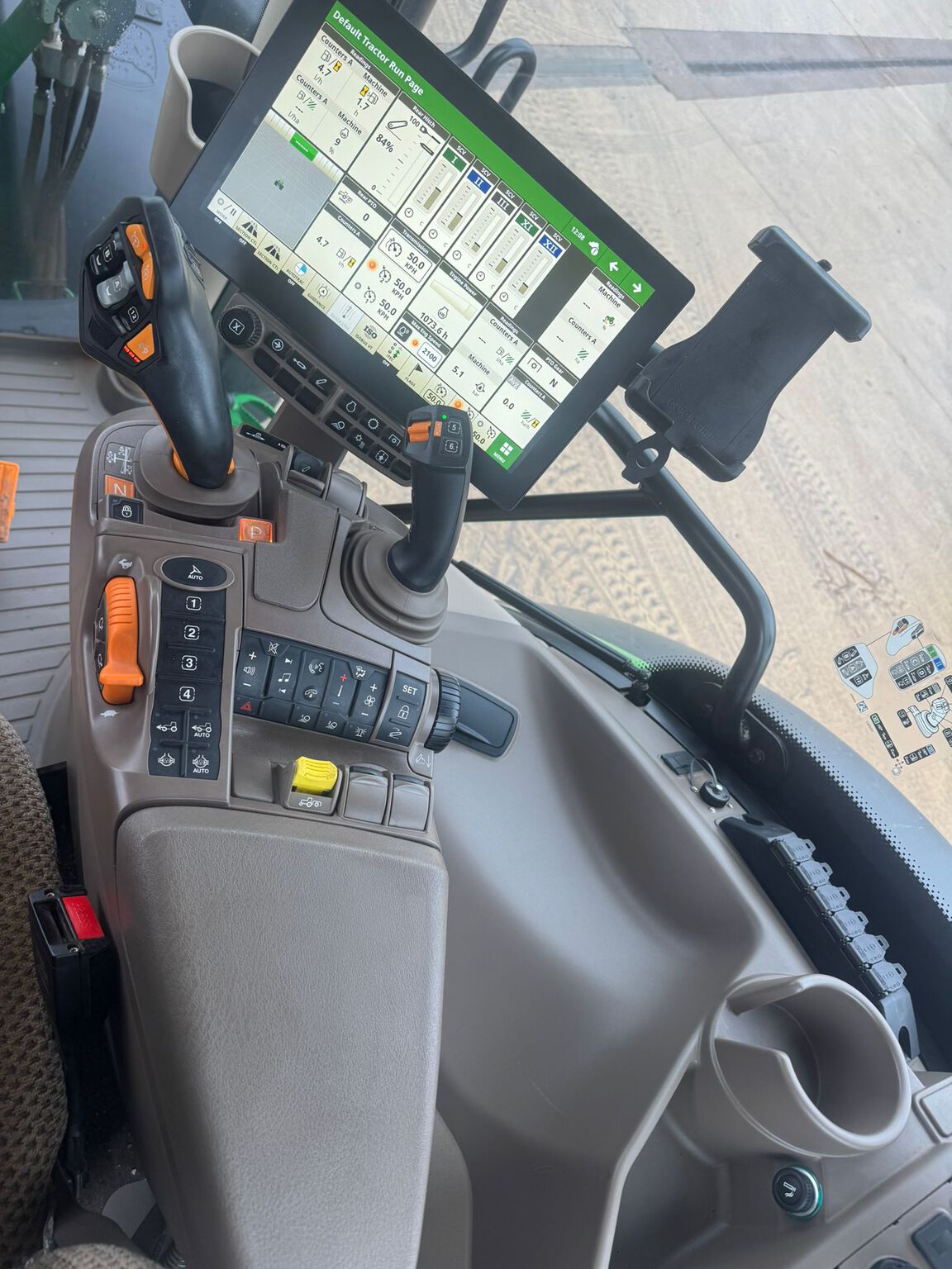 2024 John Deere 6R 185