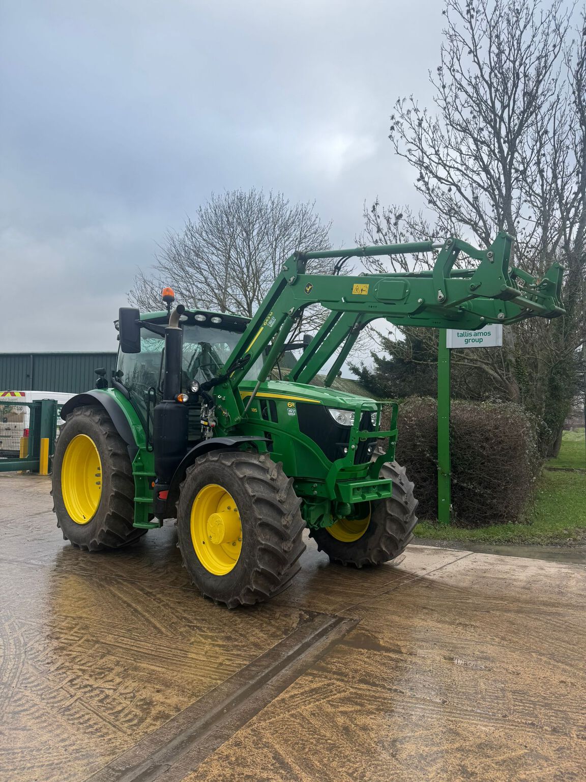 2024 John Deere 6R 185