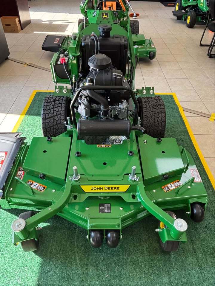 John Deere W52R Commercial Walk-Behind Mower with Michelin X Tweels Image 7