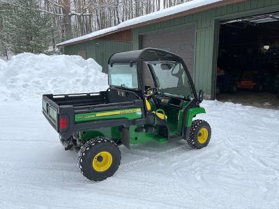 Photo of 2017 John Deere TX 4X2