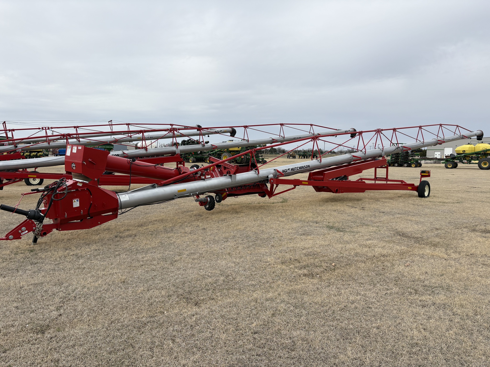 2023 Hutchinson Mayrath HX21394SRCBH Image 1