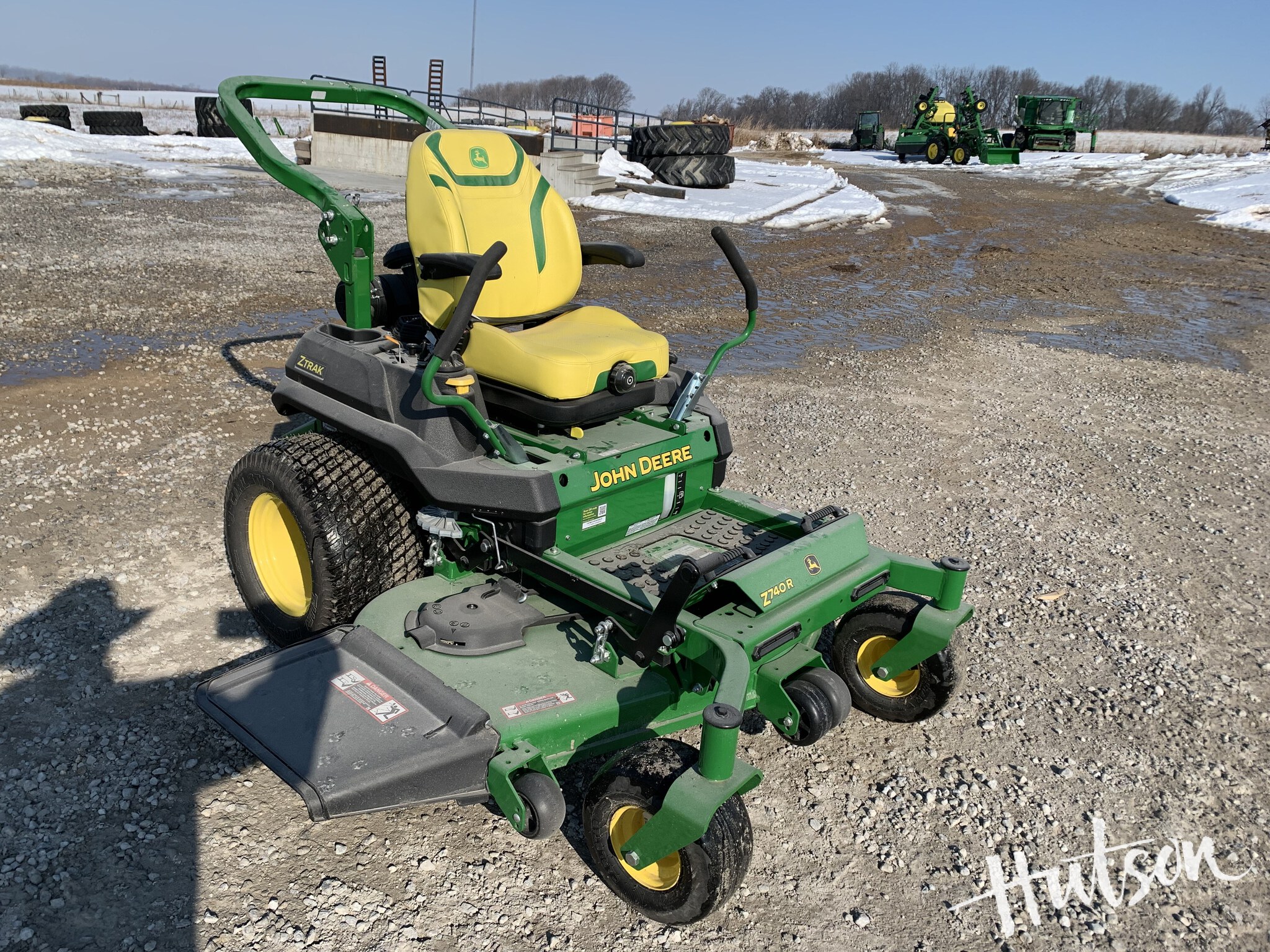 2025 John Deere Z740R