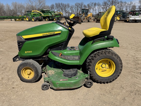 2023 John Deere X590 - Photo6