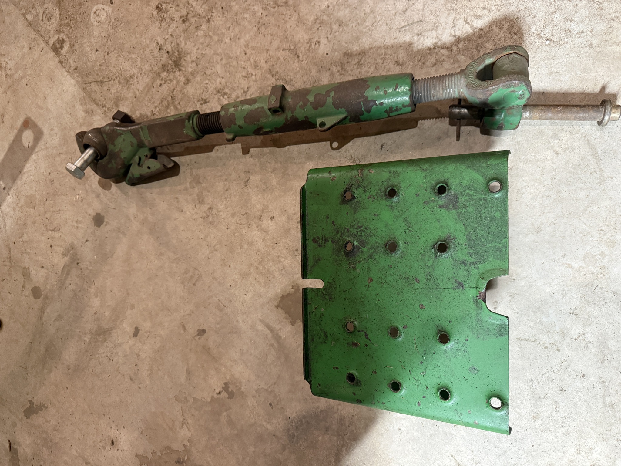 John Deere 3010 Image 6