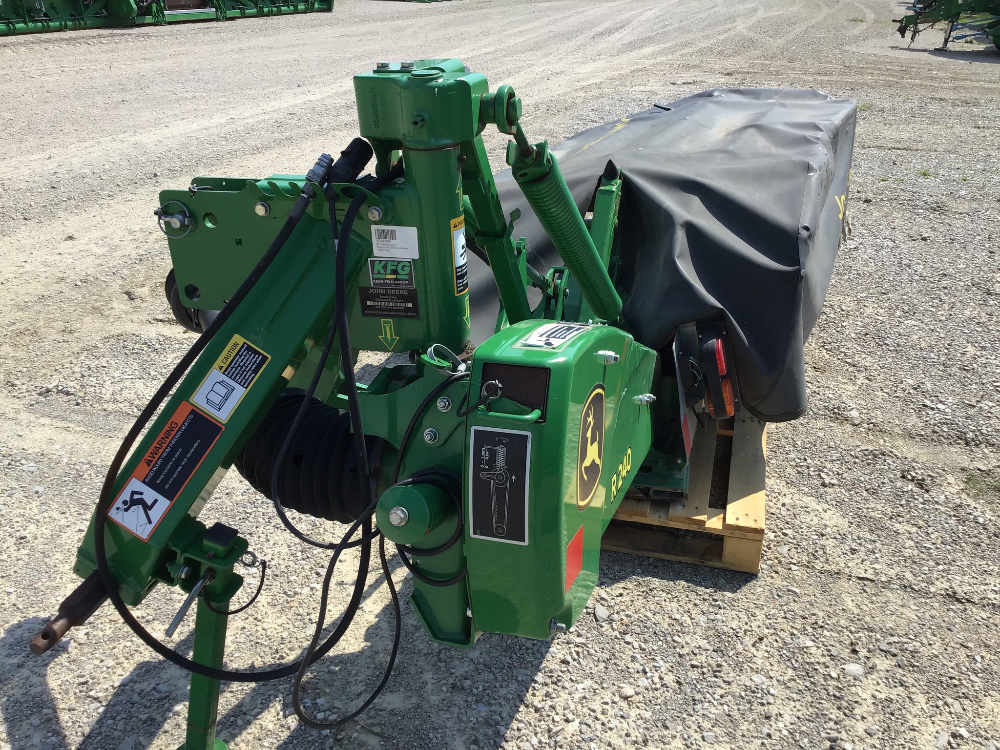 2020 John Deere R240 Image 4