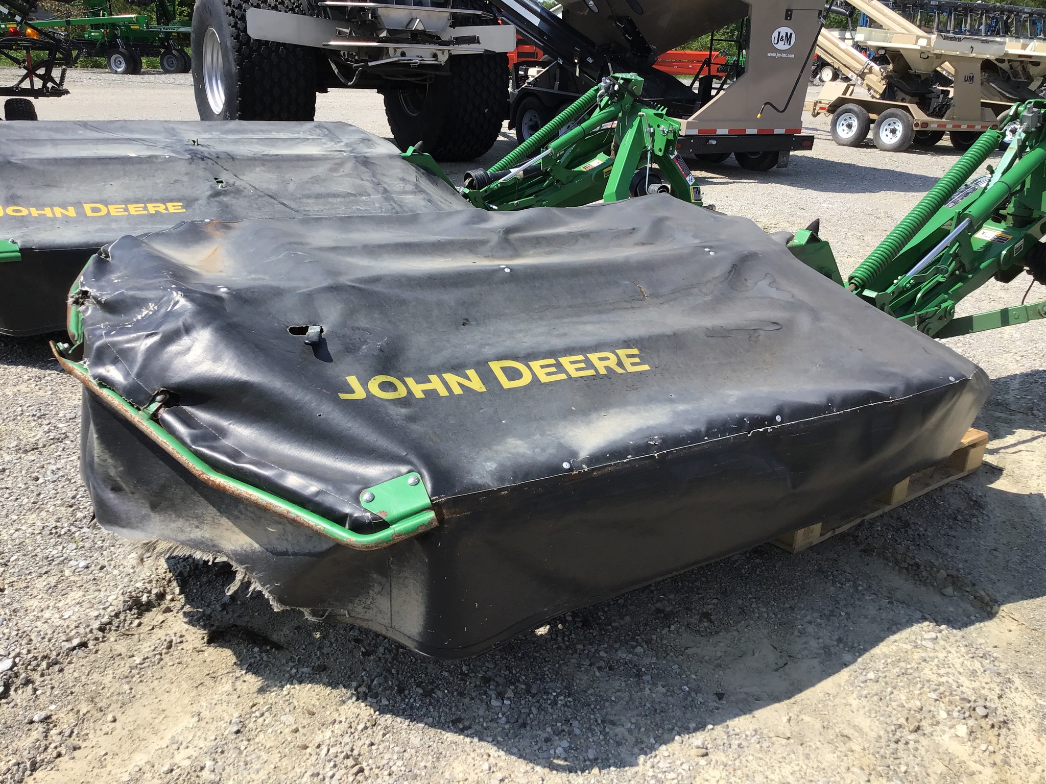 2020 John Deere R240 Image 6