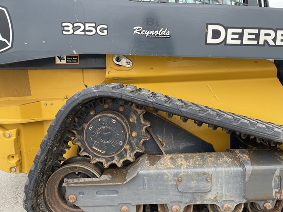 2023 John-Deere 325G