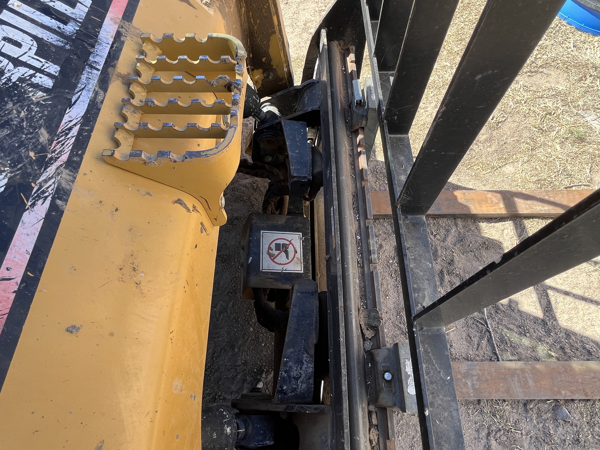 2009 Caterpillar 236B2 Image 9