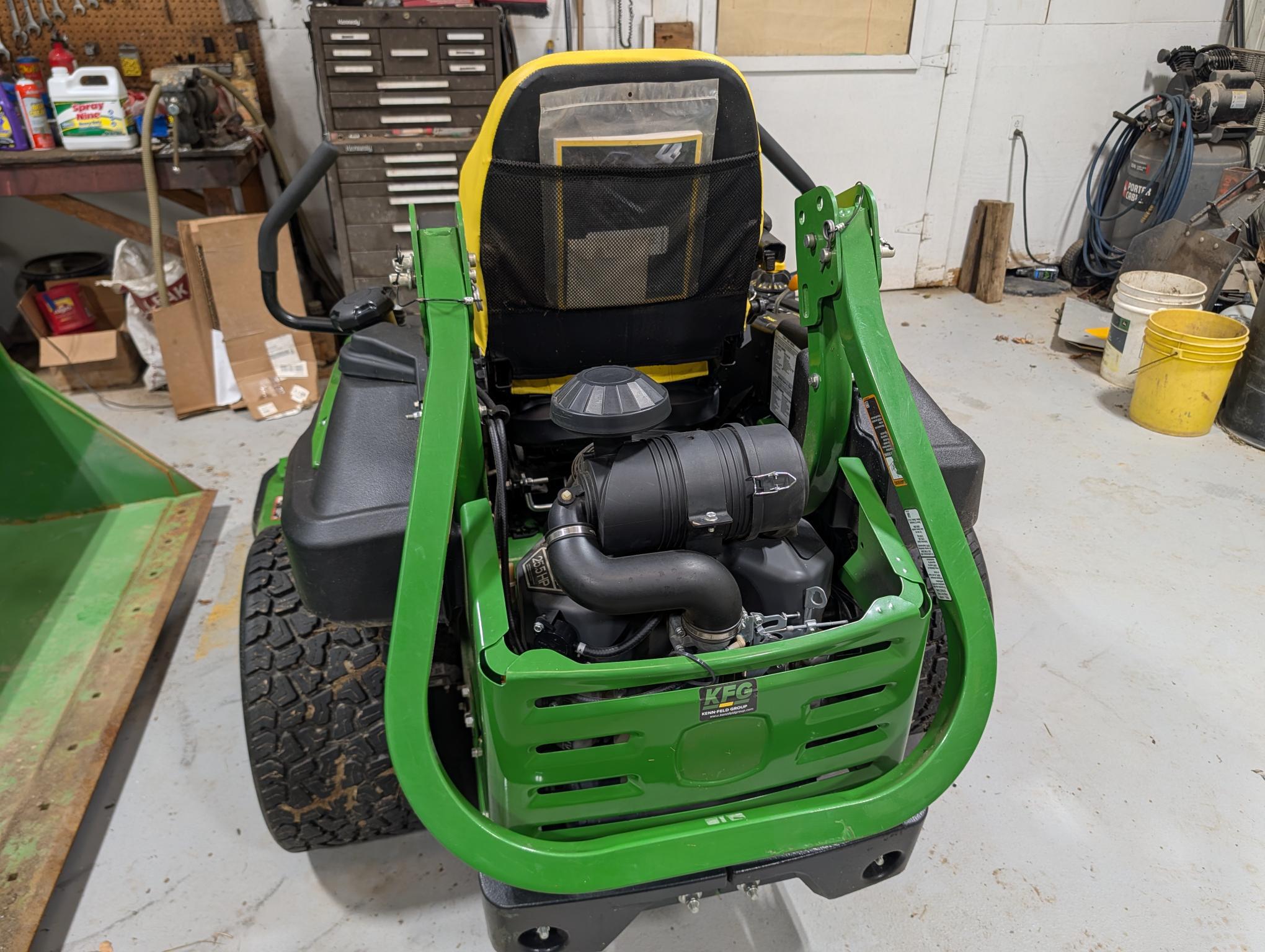 2023 John Deere Z930M Image 5
