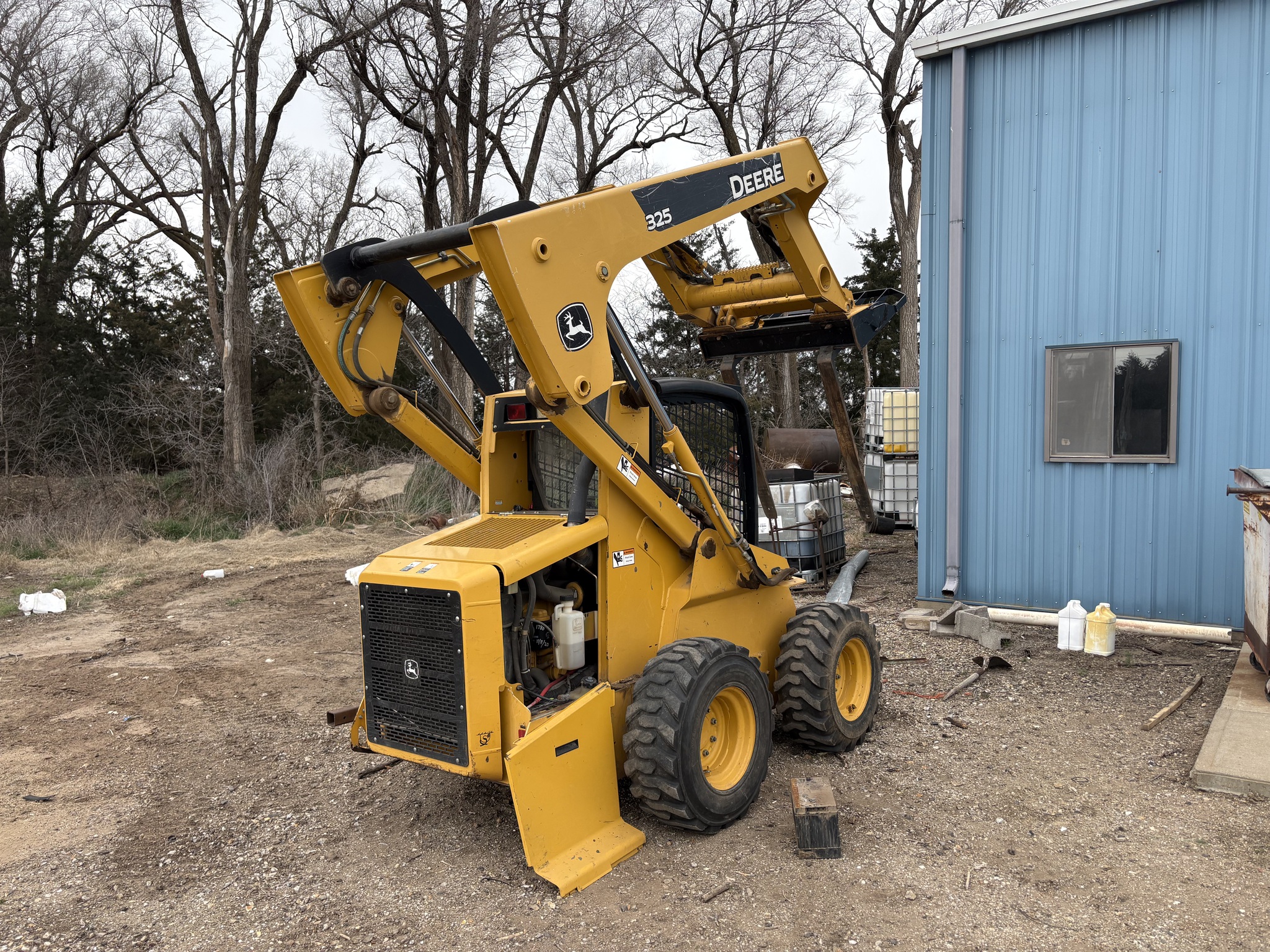 2008 John Deere 325 Image 14