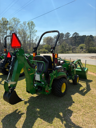2025 John Deere 1025R Photo 3