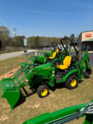 2025 John Deere 1025R Photo 5
