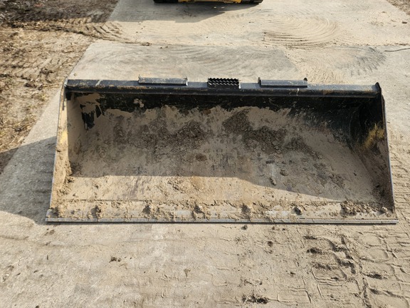 Photo of 2025 John Deere C84