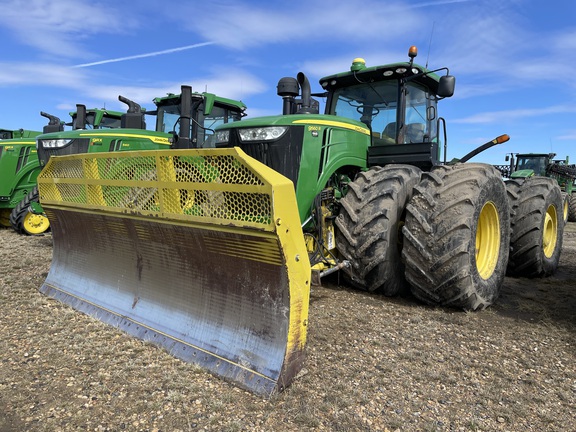 Photo of a 2014 John Deere 9560R
