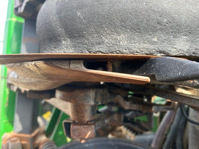 2006 John Deere 1990 Air Drills and Seeders
