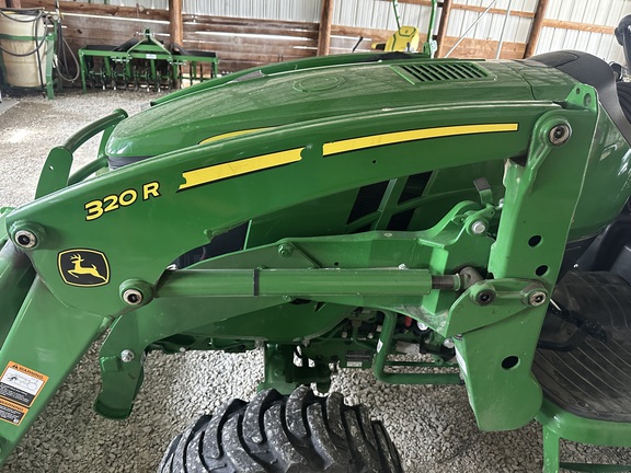 Photo of 2021 John Deere 3039R