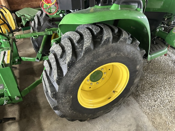Photo of 2021 John Deere 3039R
