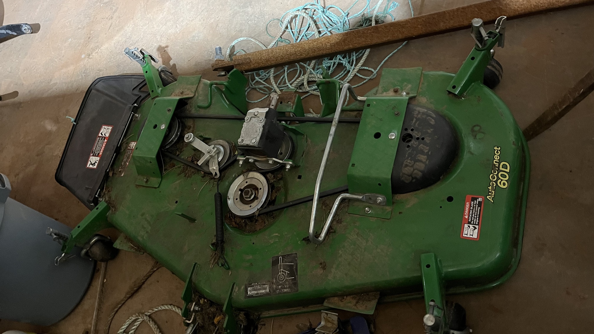 2021 John Deere 1025R Image 2