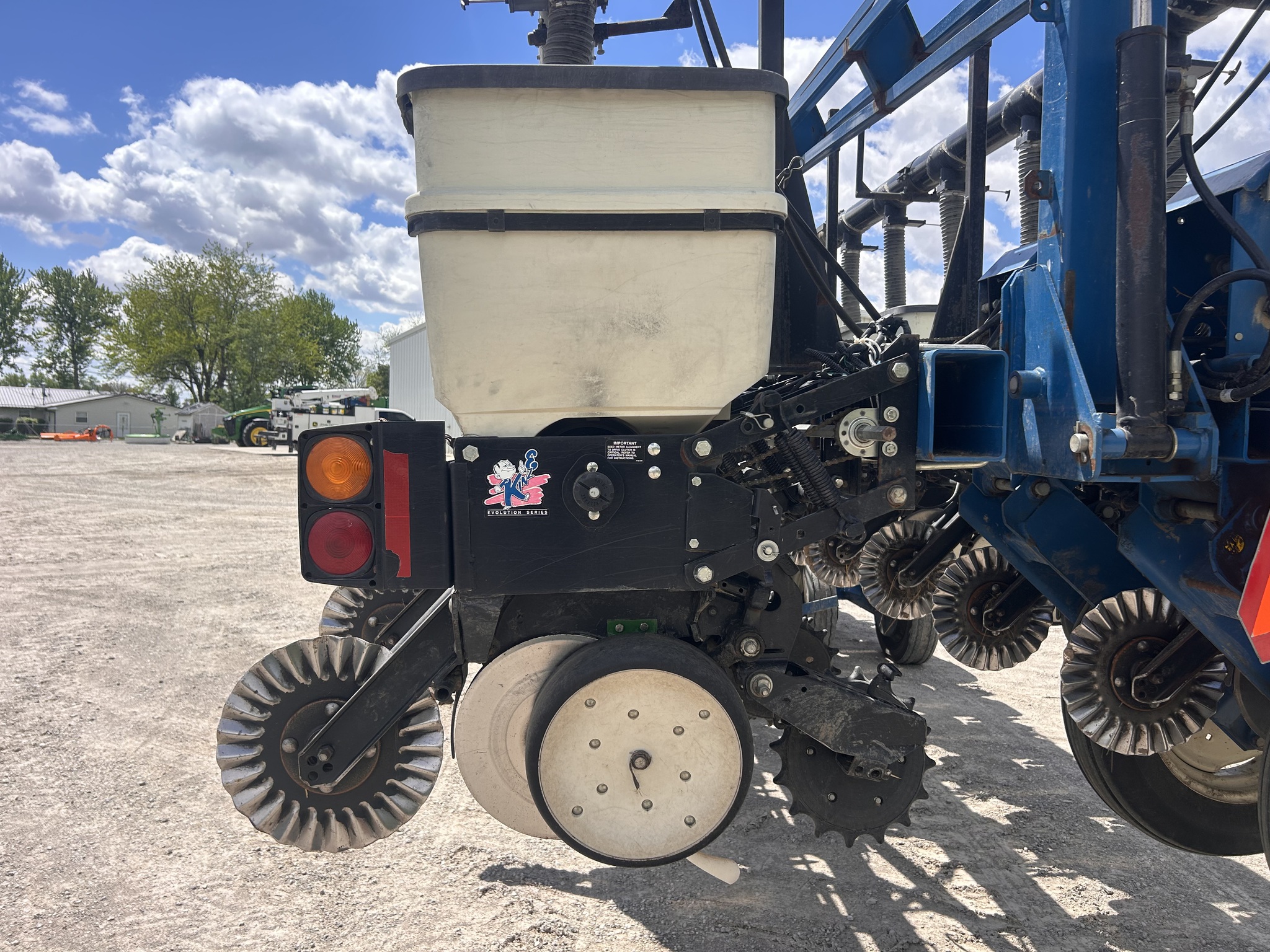 Kinze 3600 Image 21
