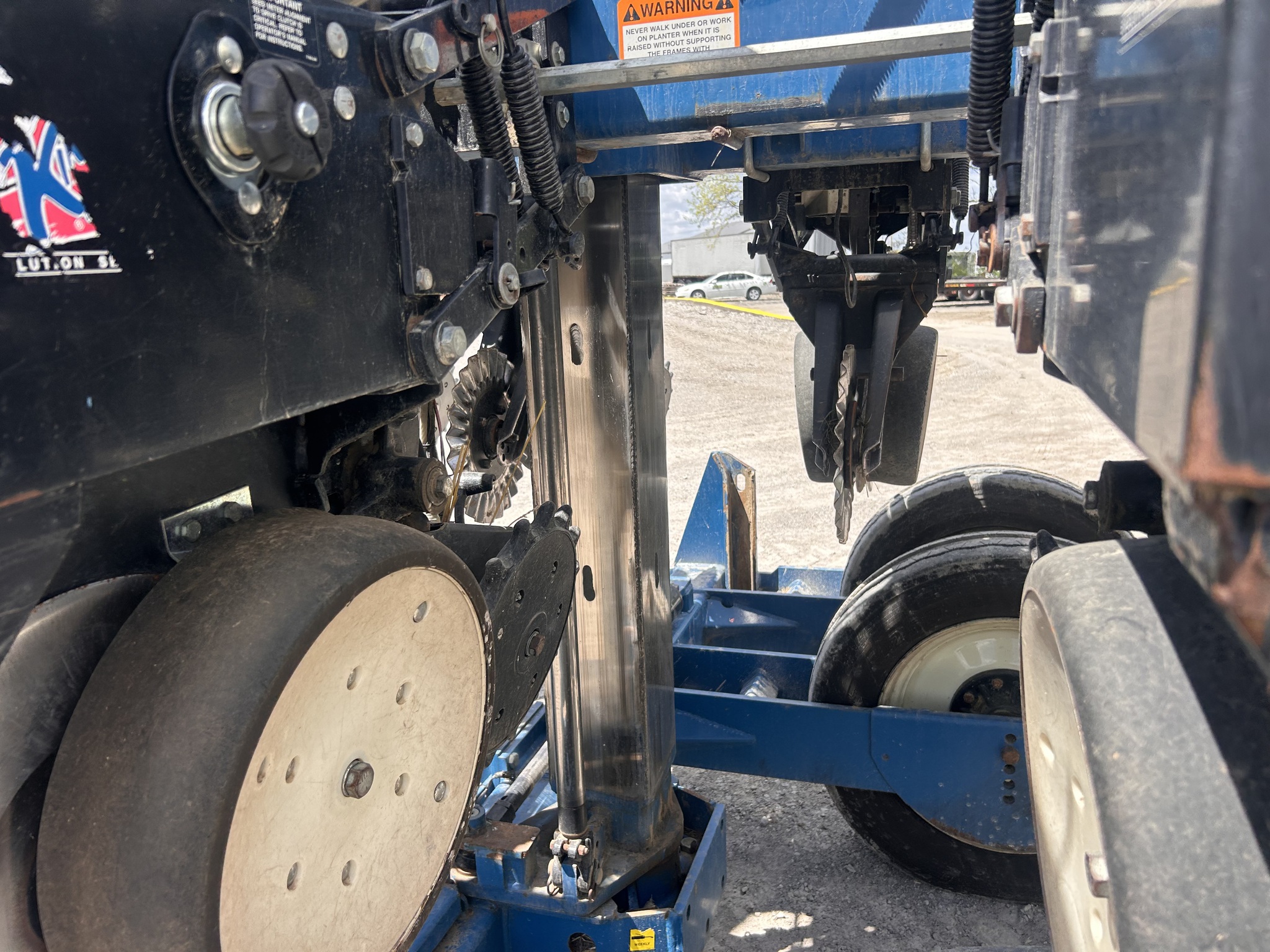 Kinze 3600 Image 29