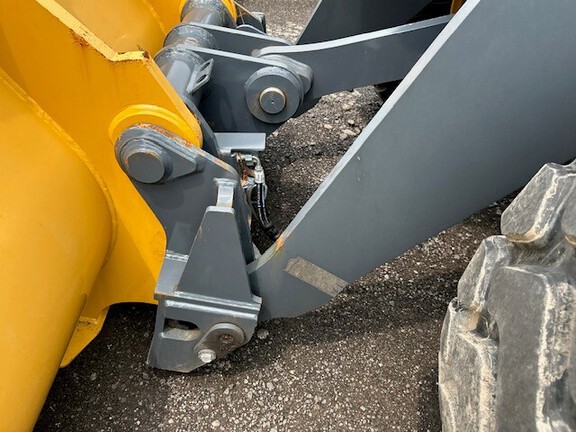 2025 John Deere 544 G