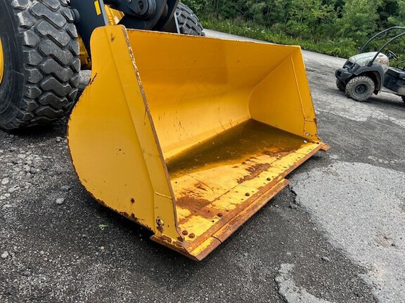 2025 John Deere 544 G