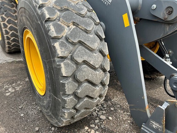 2025 John Deere 544 G