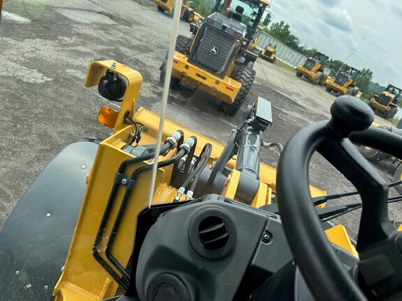 2025 John Deere 544 G