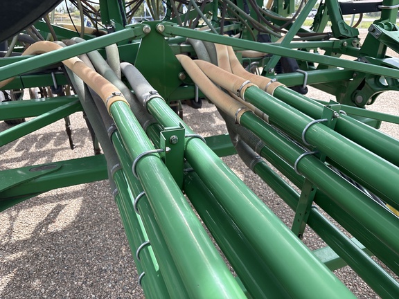 Used 2010 John Deere 1830 Air Drills and Seeders at Horizon Ag & Turf in Lloydminster, AB - Photo20