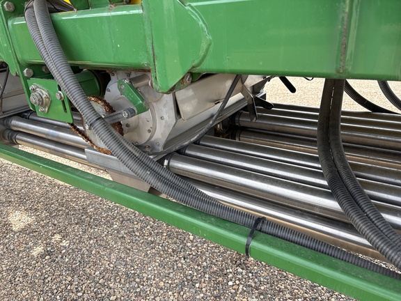 Used 2010 John Deere 1830 Air Drills and Seeders at Horizon Ag & Turf in Lloydminster, AB - Photo15