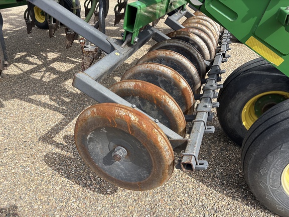 Used 2010 John Deere 1830 Air Drills and Seeders at Horizon Ag & Turf in Lloydminster, AB - Photo7