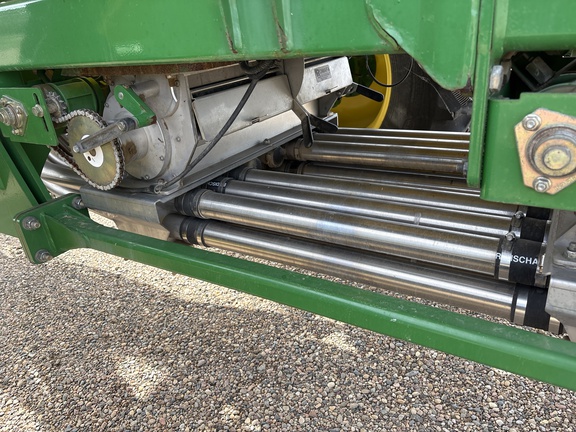 Used 2010 John Deere 1830 Air Drills and Seeders at Horizon Ag & Turf in Lloydminster, AB - Photo13