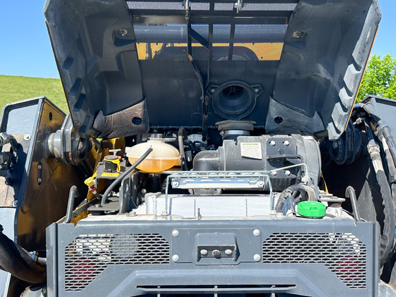 2024 John-Deere 335 P