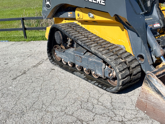 2024 John-Deere 335 P