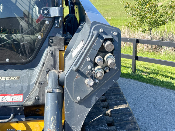 2024 John-Deere 335 P